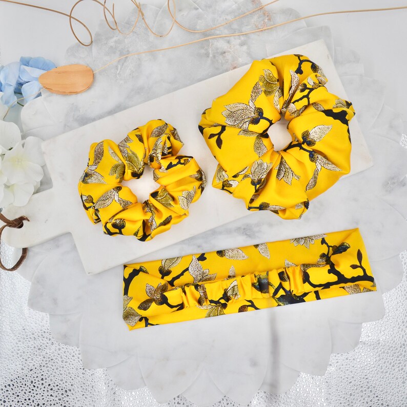 Classic silk scrunchie detail