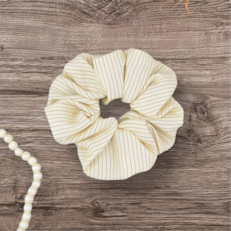 Cream Stripe Silk Scrunchie detail