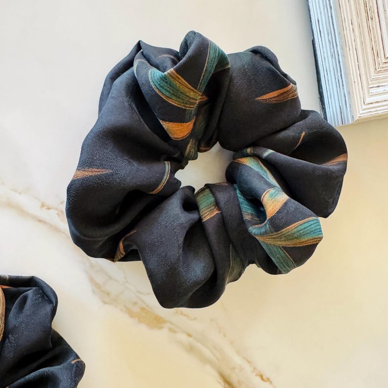 Bamboo Leaf silk scrunchie detail