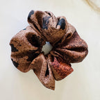 Geometric Xiangyun silk scrunchie detail