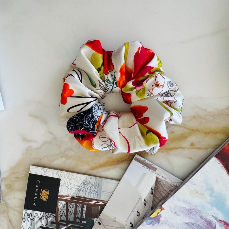 Cream Floral Mulberry Silk Scrunchie detail