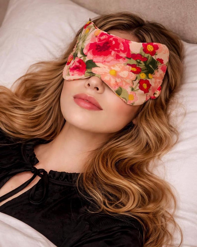 Classic Cat Ear silk sleep mask detail