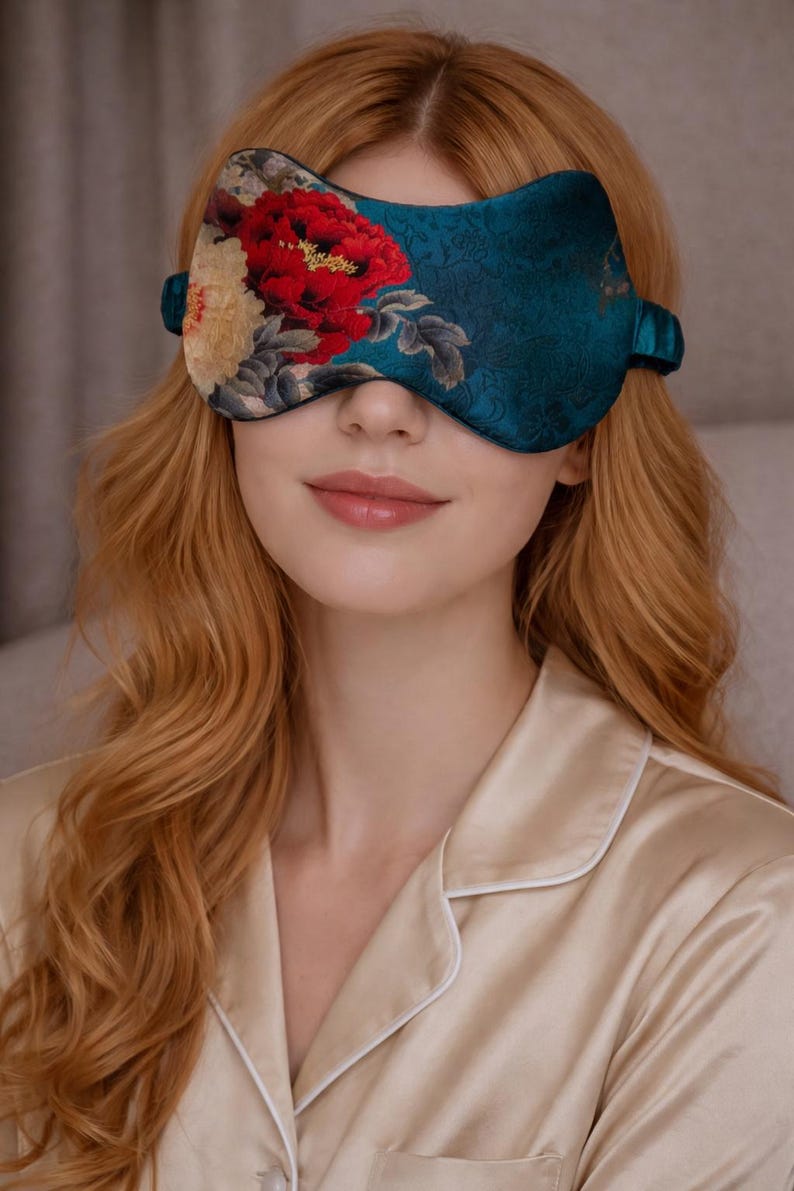 Floral silk sleep mask detail